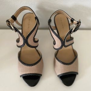 Tahari "Lima" Tan/Black Open Toe Dress Sandal size 8
